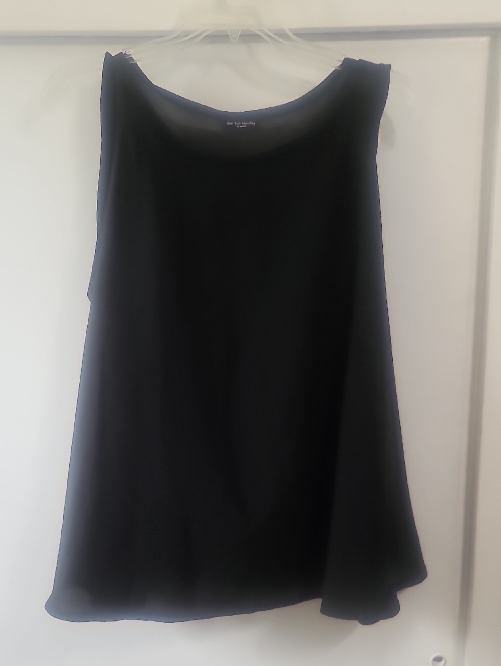 Black Sleeveless Swing Tank Top